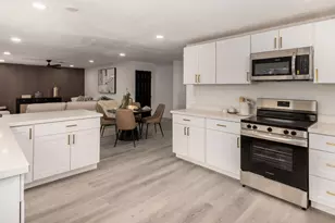 3774 E Evans Dr, Phoenix, AZ 85032 - Photo 8