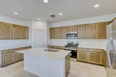 30314 W Wild Hazel Drive, Buckeye, AZ 85396 - Photo 6
