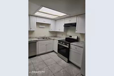 605 N 4th Street #B, Avondale, AZ 85323 - Photo 2