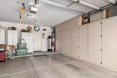 8935 W Kerry Lane, Peoria, AZ 85382 - Photo 24