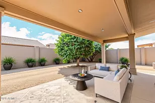 8935 W Kerry Ln, Peoria, AZ 85382 - Photo 20