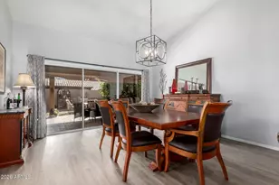 8935 W Kerry Ln, Peoria, AZ 85382 - Photo 10