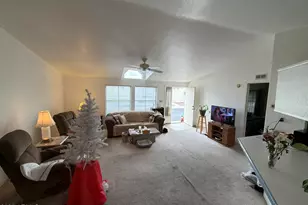 11275 N 99th Ave, Peoria, AZ 85345 - Photo 6