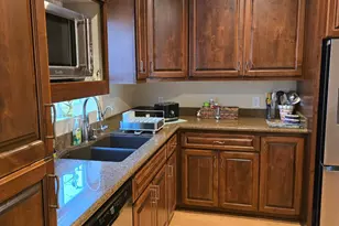 1128 E Rowlands Ln, Phoenix, AZ 85022 - Photo 2