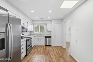 10331 W Twin Oaks Dr, Sun City, AZ 85351 - Photo 10