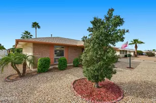 10331 W Twin Oaks Dr, Sun City, AZ 85351 - Photo 2