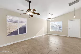 3236 W Lone Cactus Dr, Phoenix, AZ 85027 - Photo 4