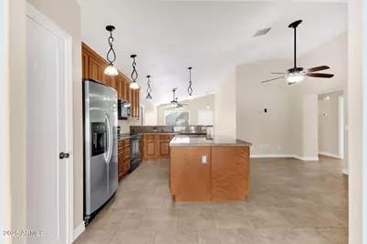 3236 W Lone Cactus Drive, Phoenix, AZ 85027 - Photo 12