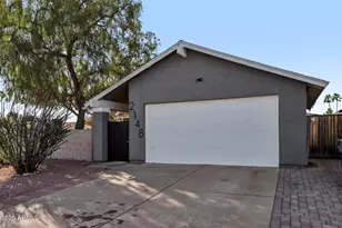 2148 W Inlet Loop, Mesa, AZ 85202 - Photo 2