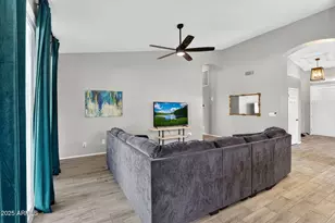 15427 S 16th Ave, Phoenix, AZ 85045 - Photo 4