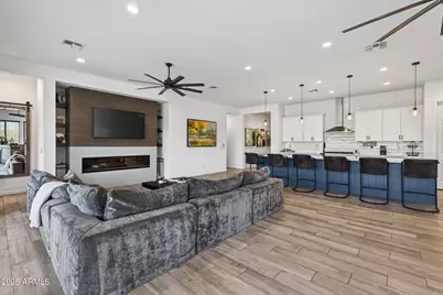 2858 E Spring Wheat Court, Gilbert, AZ 85296 - Photo 6
