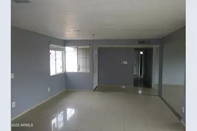 9101 N 57th Avenue, Glendale, AZ 85302 - Photo 6
