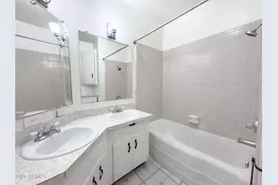 41 E Myrtle Avenue, Phoenix, AZ 85020 - Photo 24