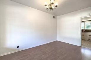 41 E Myrtle Ave, Phoenix, AZ 85020 - Photo 8