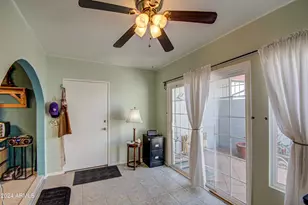 14052 N Newcastle Dr, Sun City, AZ 85351 - Photo 12