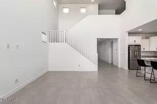 8773 W Medlock Dr, Glendale, AZ 85305 - Photo 10