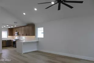 2134 W Peninsula Cir, Chandler, AZ 85248 - Photo 10