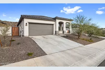 21294 W Roanoke Avenue, Buckeye, AZ 85396 - Photo 1