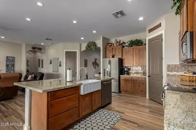 37262 N Sierra Vista Drive, San Tan Valley, AZ 85140 - Photo 6