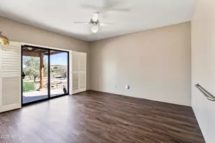 33413 N 10th St, Phoenix, AZ 85085 - Photo 16