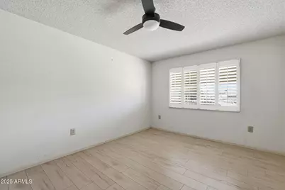 9818 W Emberwood Drive, Sun City, AZ 85351 - Photo 16