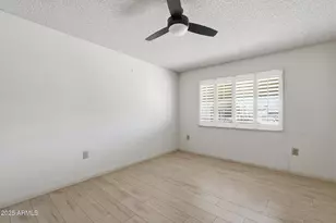 9818 W Emberwood Dr, Sun City, AZ 85351 - Photo 16