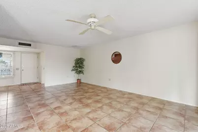 9818 W Emberwood Drive, Sun City, AZ 85351 - Photo 26