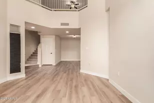 10410 N Cave Creek Rd, Phoenix, AZ 85020 - Photo 24