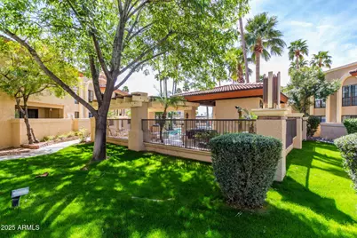 10410 N Cave Creek Road #2006, Phoenix, AZ 85020 - Photo 12