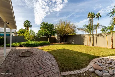 2132 E Broadmor Drive, Tempe, AZ 85282 - Photo 28