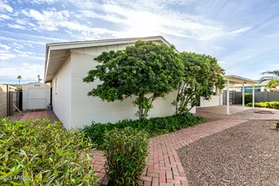 2132 E Broadmor Drive, Tempe, AZ 85282 - Photo 32