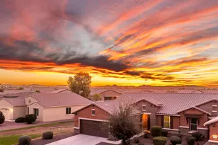 20386 N Gentle Breeze Ct, Maricopa, AZ 85138 - Photo 2