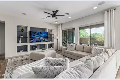 16373 W Beautiful Lane, Goodyear, AZ 85338 - Photo 4