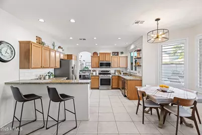 7922 W Beaubien Drive, Peoria, AZ 85382 - Photo 6