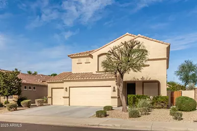 10402 W Louise Drive, Peoria, AZ 85383 - Photo 2