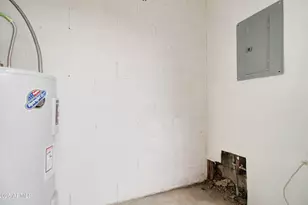 2311 E Hartford Ave, Phoenix, AZ 85022 - Photo 36