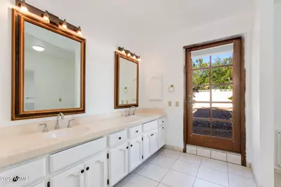 8614 E Cheryl Drive, Scottsdale, AZ 85258 - Photo 18