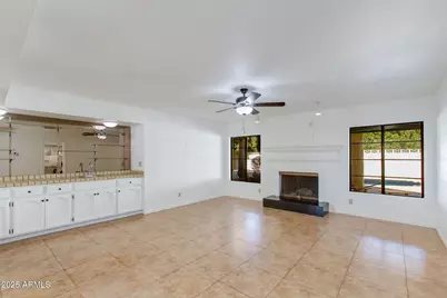 8614 E Cheryl Drive, Scottsdale, AZ 85258 - Photo 10