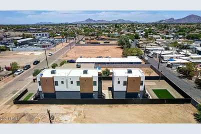 411 N 32nd Place, Phoenix, AZ 85008 - Photo 12