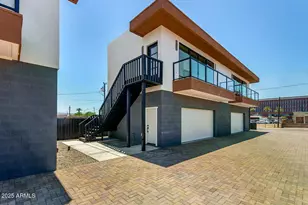 411 N 32nd Pl, Phoenix, AZ 85008 - Photo 20