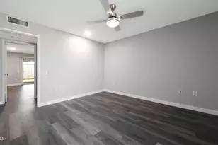 9903 W Hawthorn Dr, Sun City, AZ 85351 - Photo 20