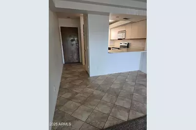 5035 N 10th Place #Unit 109, Phoenix, AZ 85014 - Photo 6