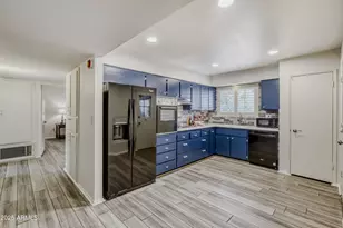 9205 W Raintree Dr, Sun City, AZ 85351 - Photo 10