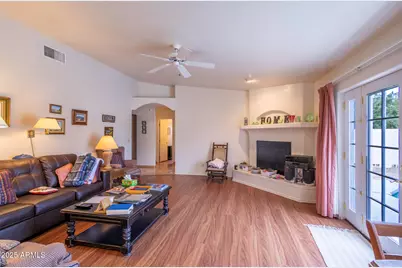 650 Falcon Drive, Wickenburg, AZ 85390 - Photo 4