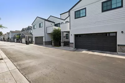2604 N 27th Street #1, Phoenix, AZ 85008 - Photo 2