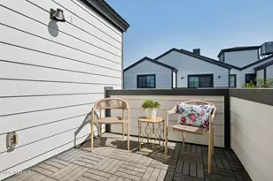 2604 N 27th St, Phoenix, AZ 85008 - Photo 32