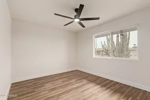 10502 W Meade Dr, Sun City, AZ 85351 - Photo 14