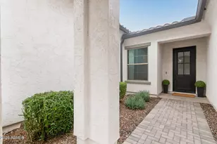 11807 W Pkwy Ln, Avondale, AZ 85323 - Photo 6