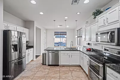 13332 W Stella Lane, Litchfield Park, AZ 85340 - Photo 18