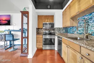 4750 N Central Ave, Phoenix, AZ 85012 - Photo 12